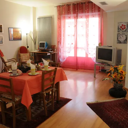 Zeus Superior فلورنس